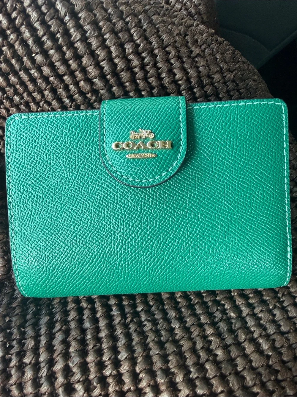 COACH  Green Textured Leather Card Wallet with Gold Logo